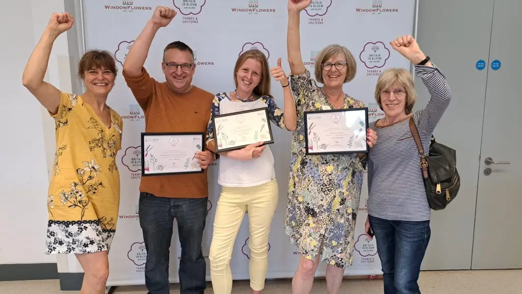 Celebrating the It's Your Neighbourhood 2023 win